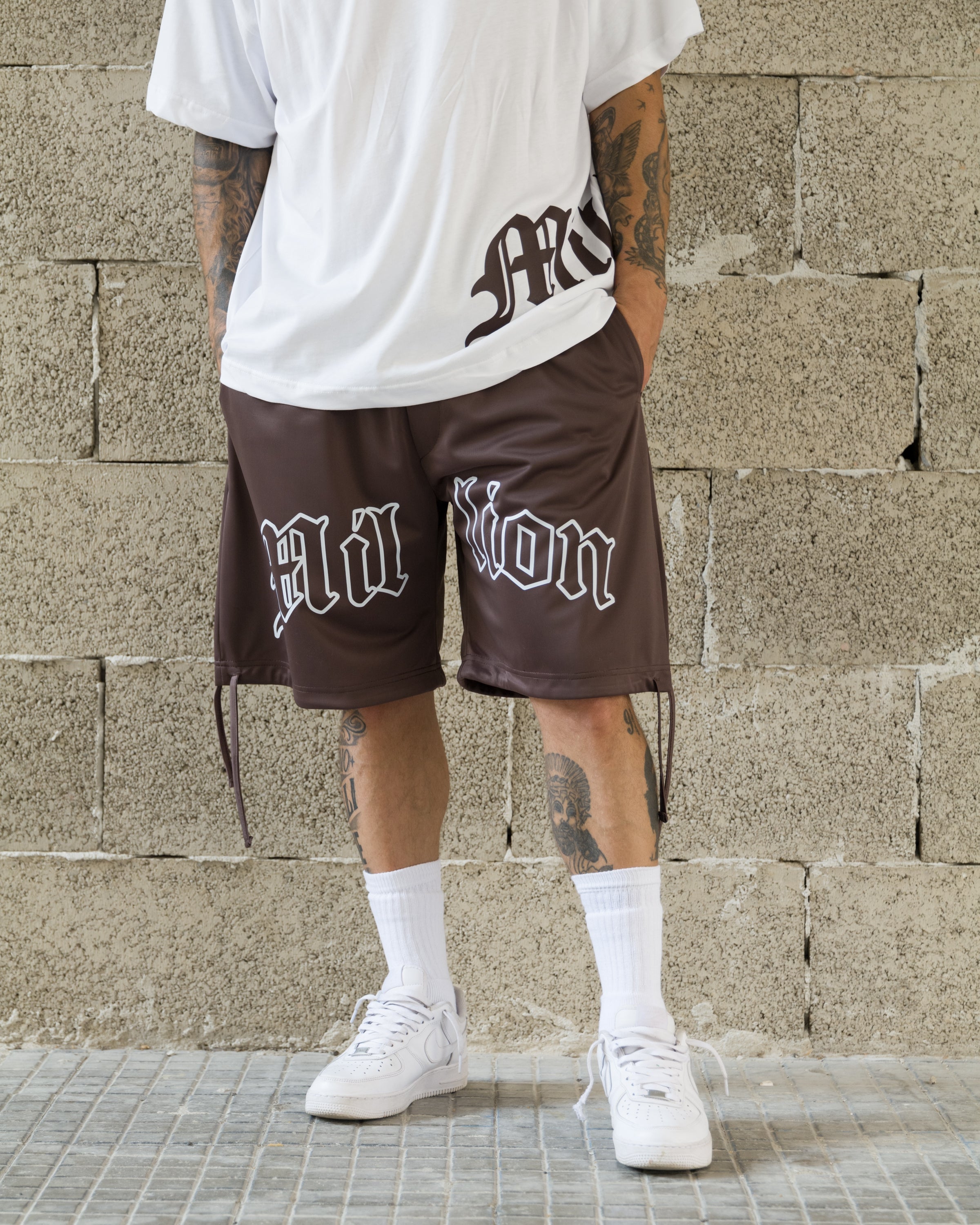T-shirt Gothic Marron