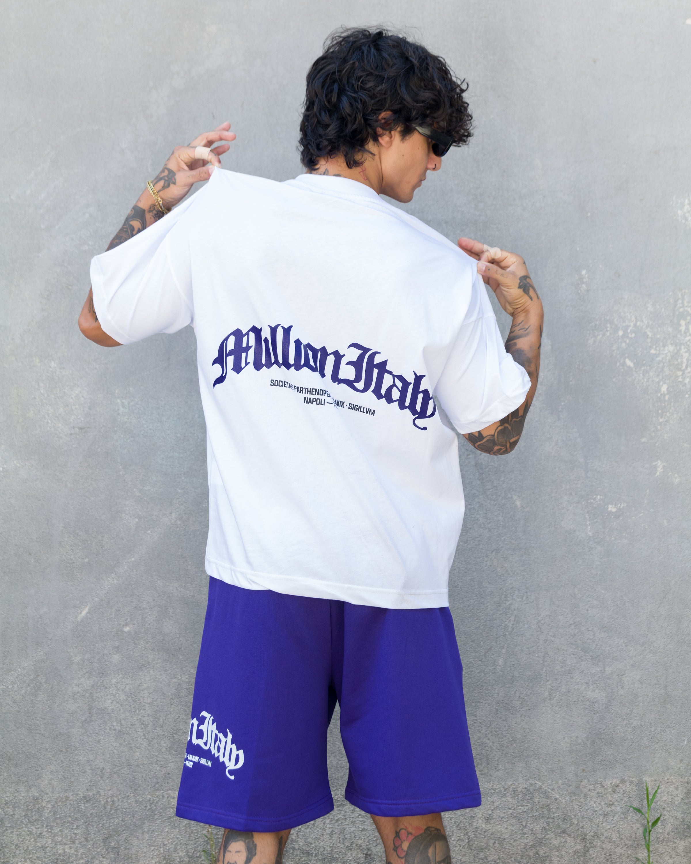 T-shirt blanche logo voûte violet