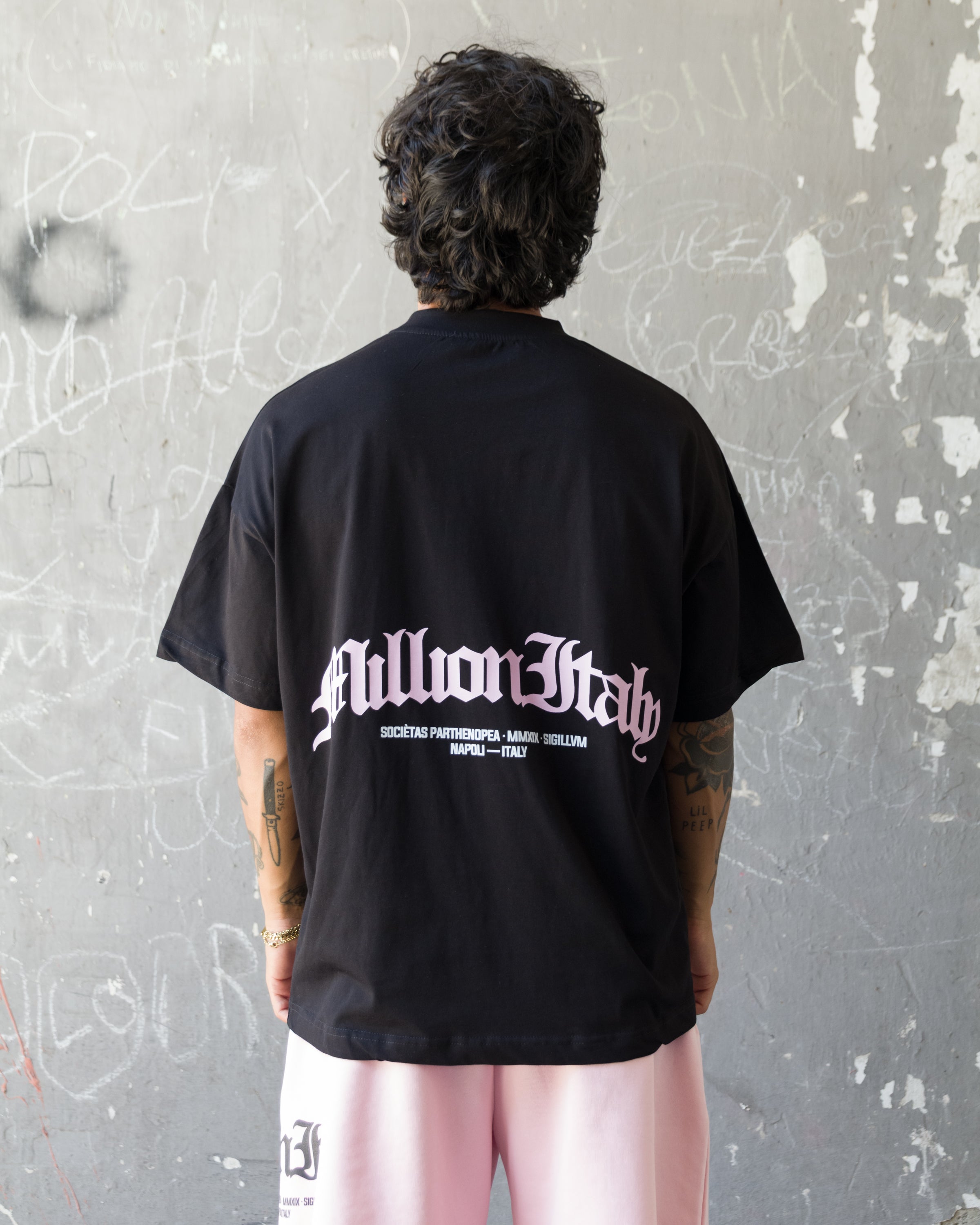T-shirt noire logo Arch rose
