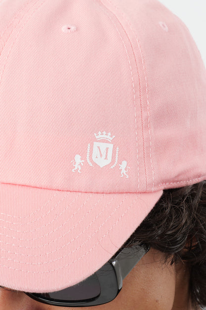Chapeau rose avec mini-logo blanc