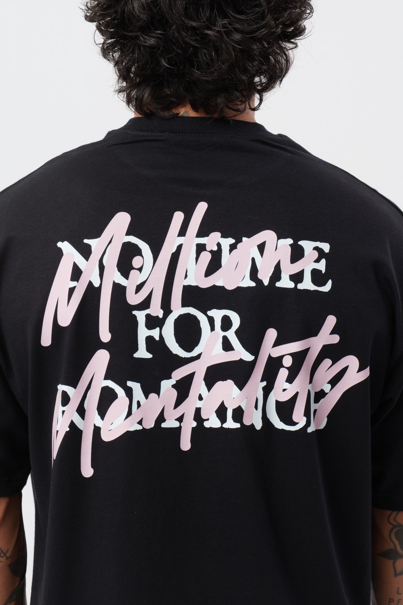 T-shirt Romance Noire
