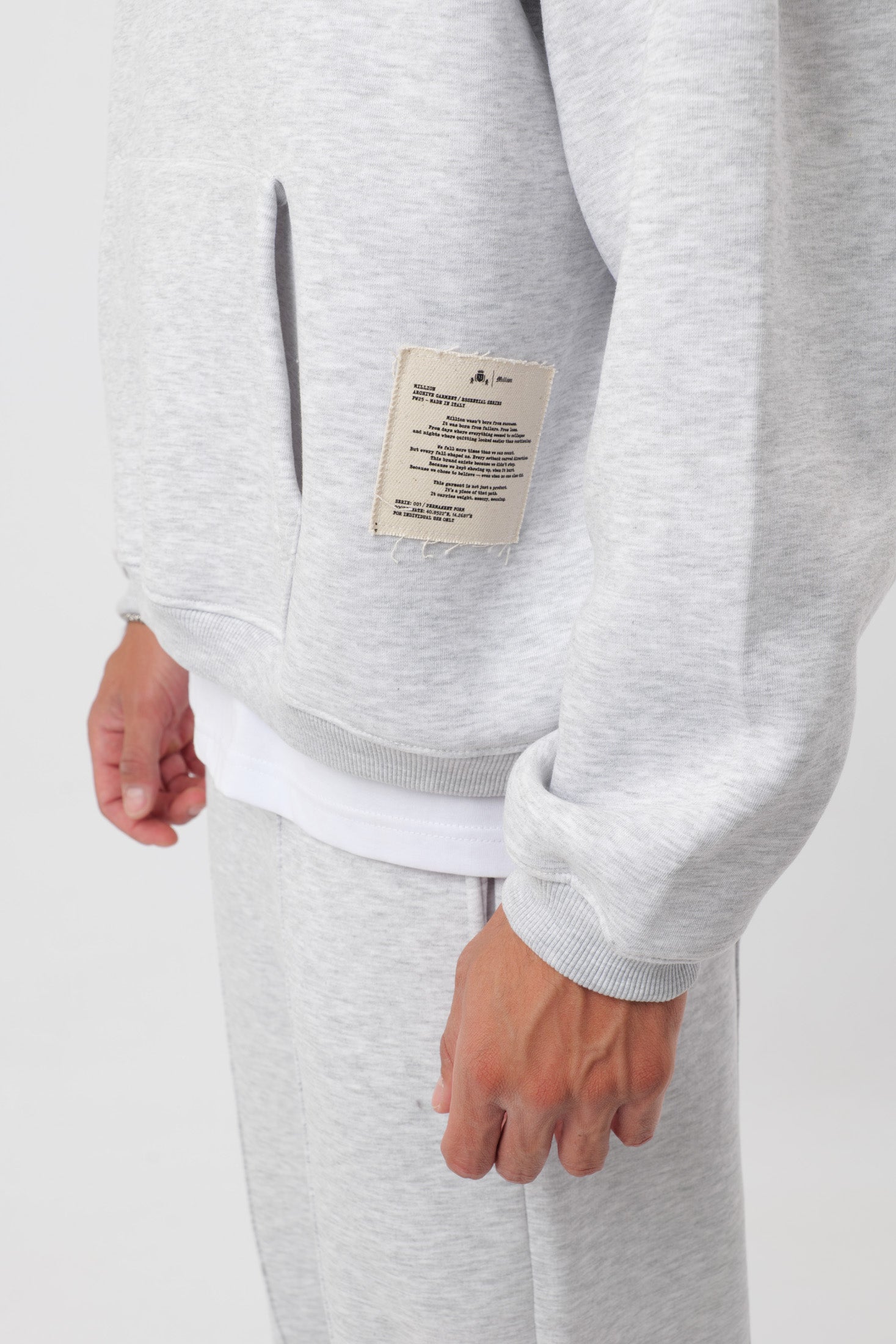 Sweat à capuche « Archive » Gris